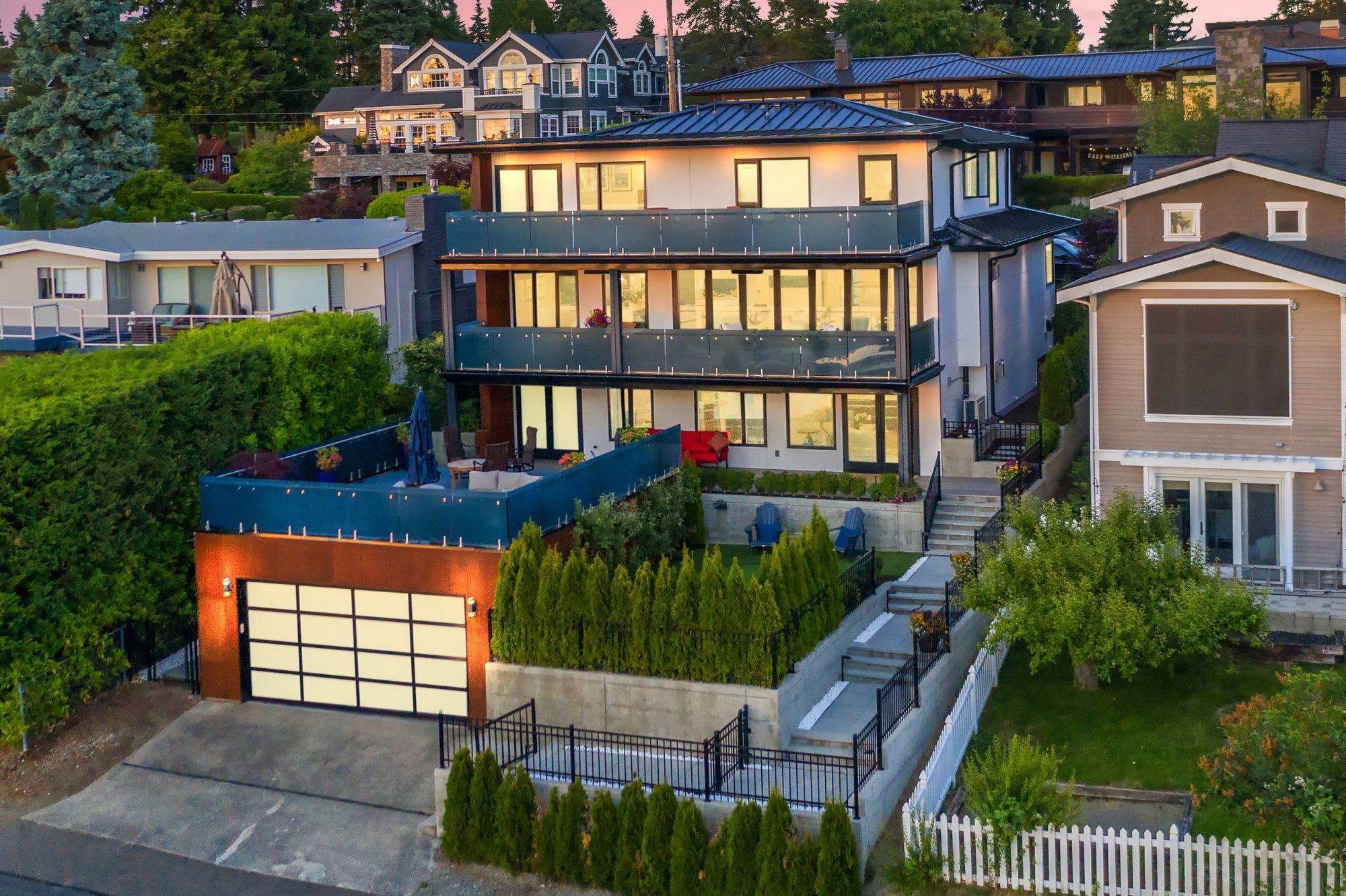 Vista Lago Estate in Kirkland