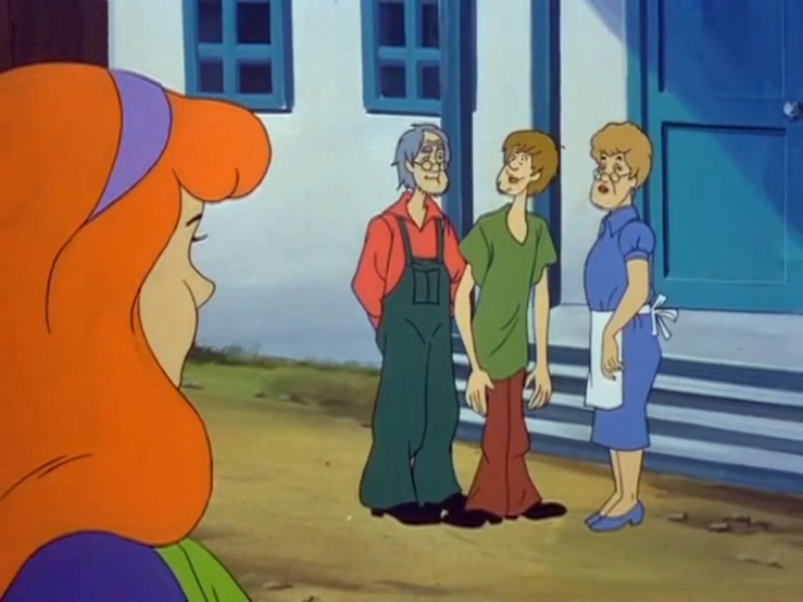  Daphne observes the hereditary origin of Shaggy's chin. 