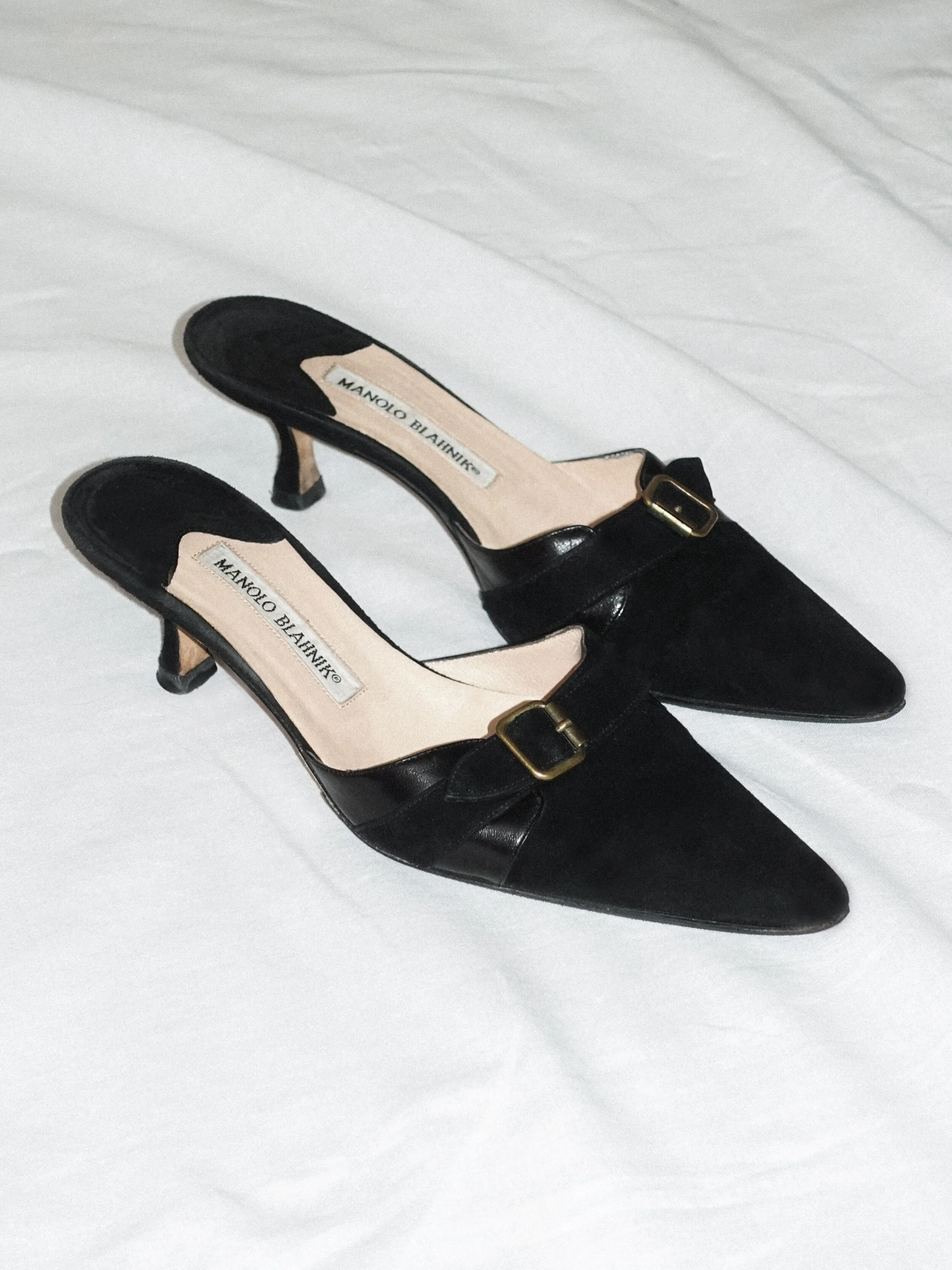 manolo blahnik black mules