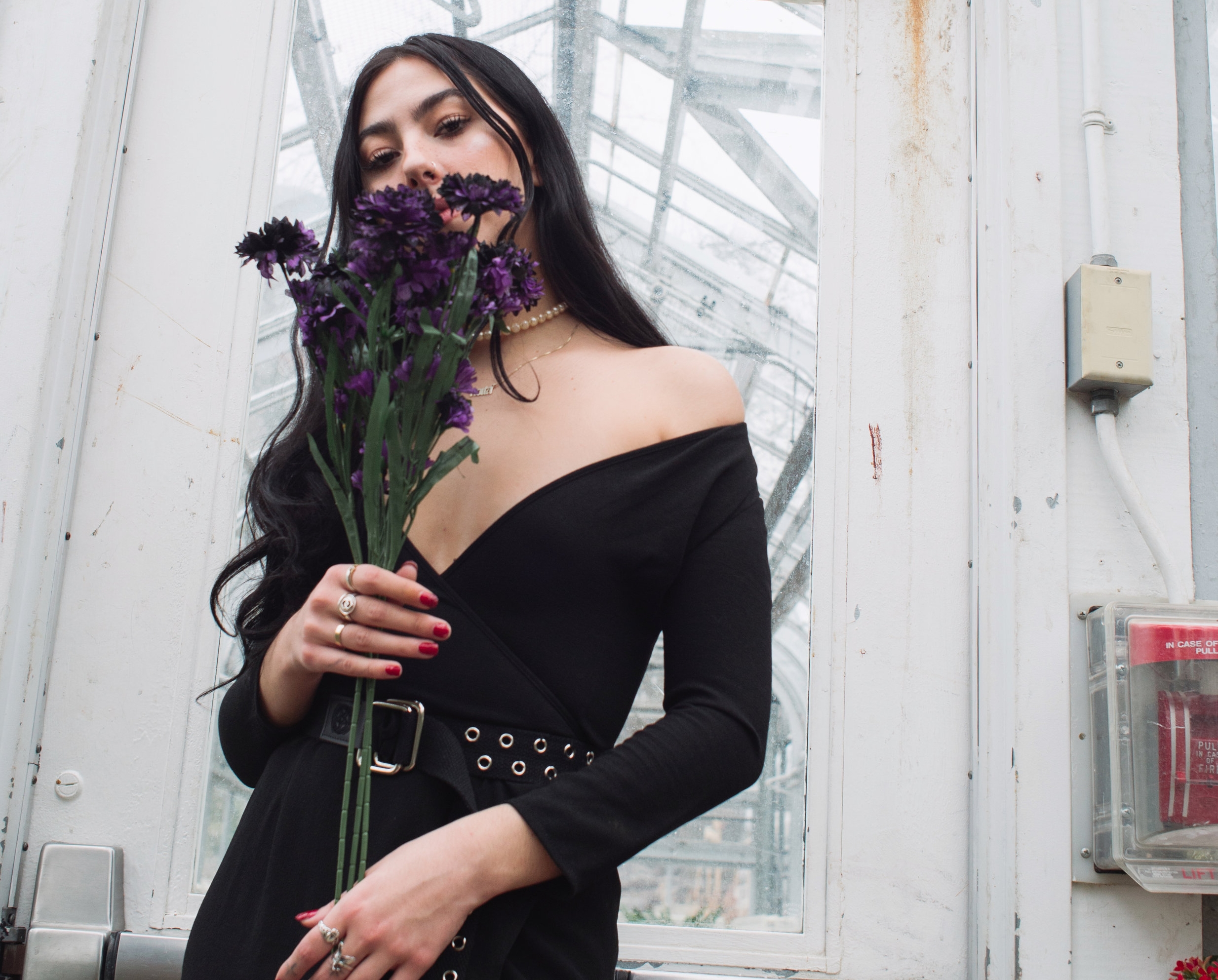 Noita Confronts Anxiety And Lust On Somber R&amp;B Track "Oxygen" / Noisey