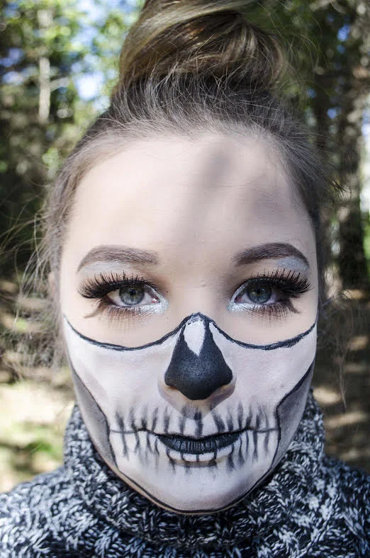 Halloween Skull Makeup Tutorial