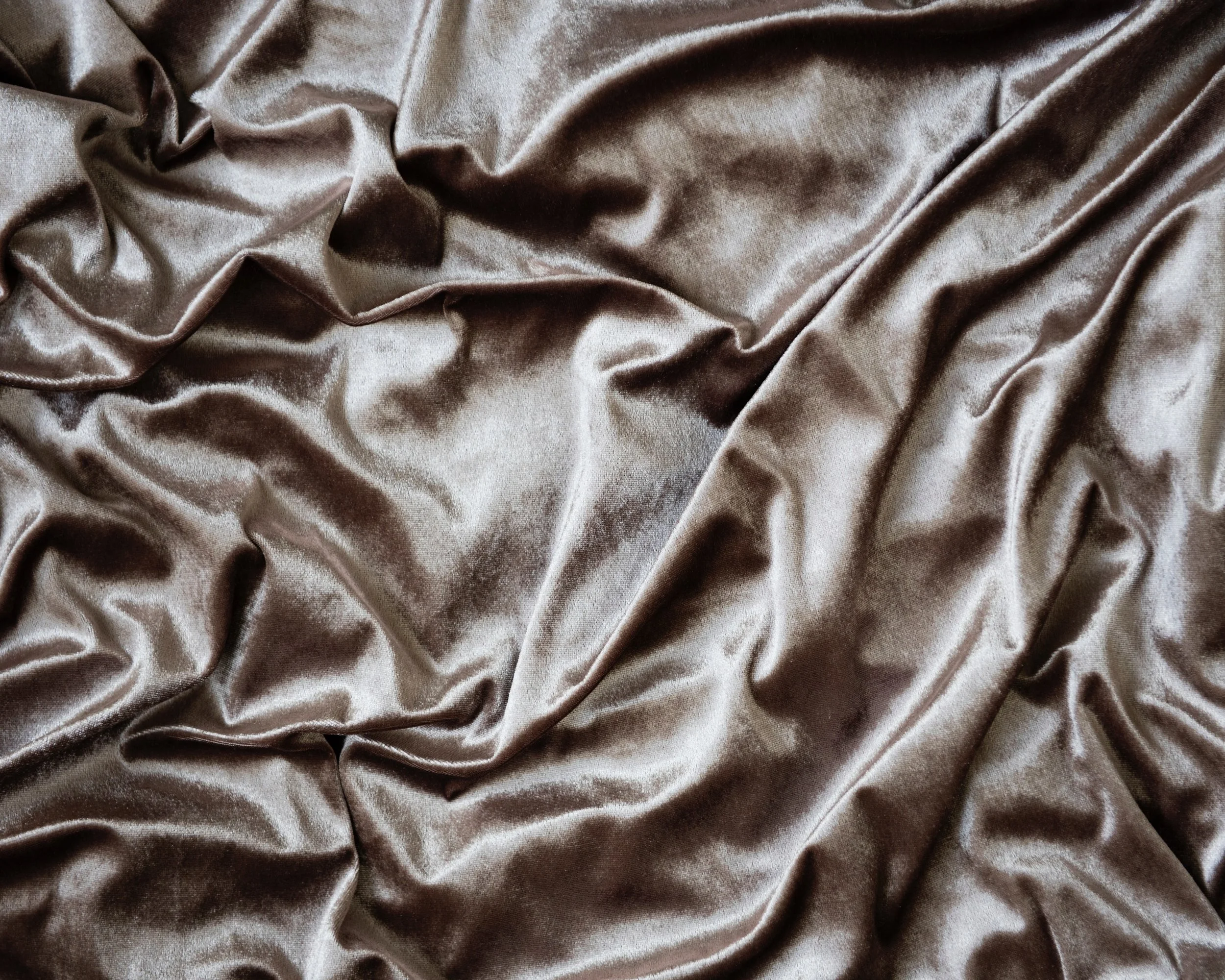 Are Silk Pillowcases Really That Much Better Than Standard Cotton Ones? 