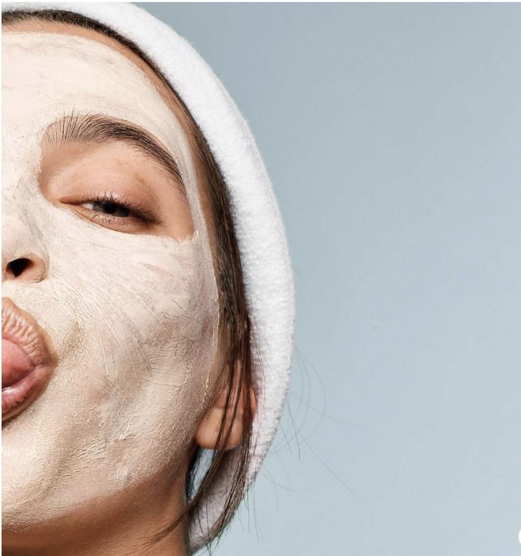A List of Self-Care Items To Treat Yourself With Over Thanksgiving Break 