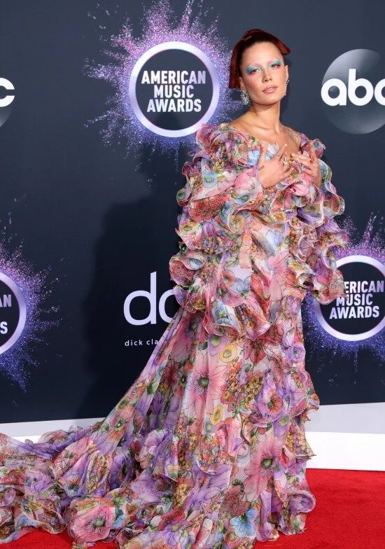 Halsey.jpg