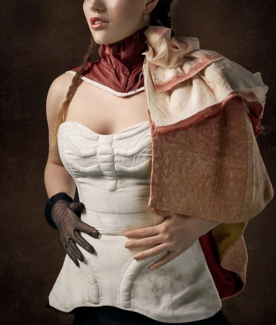 Your Guide to Mastering the Corset Trend In 3 Easy Ways