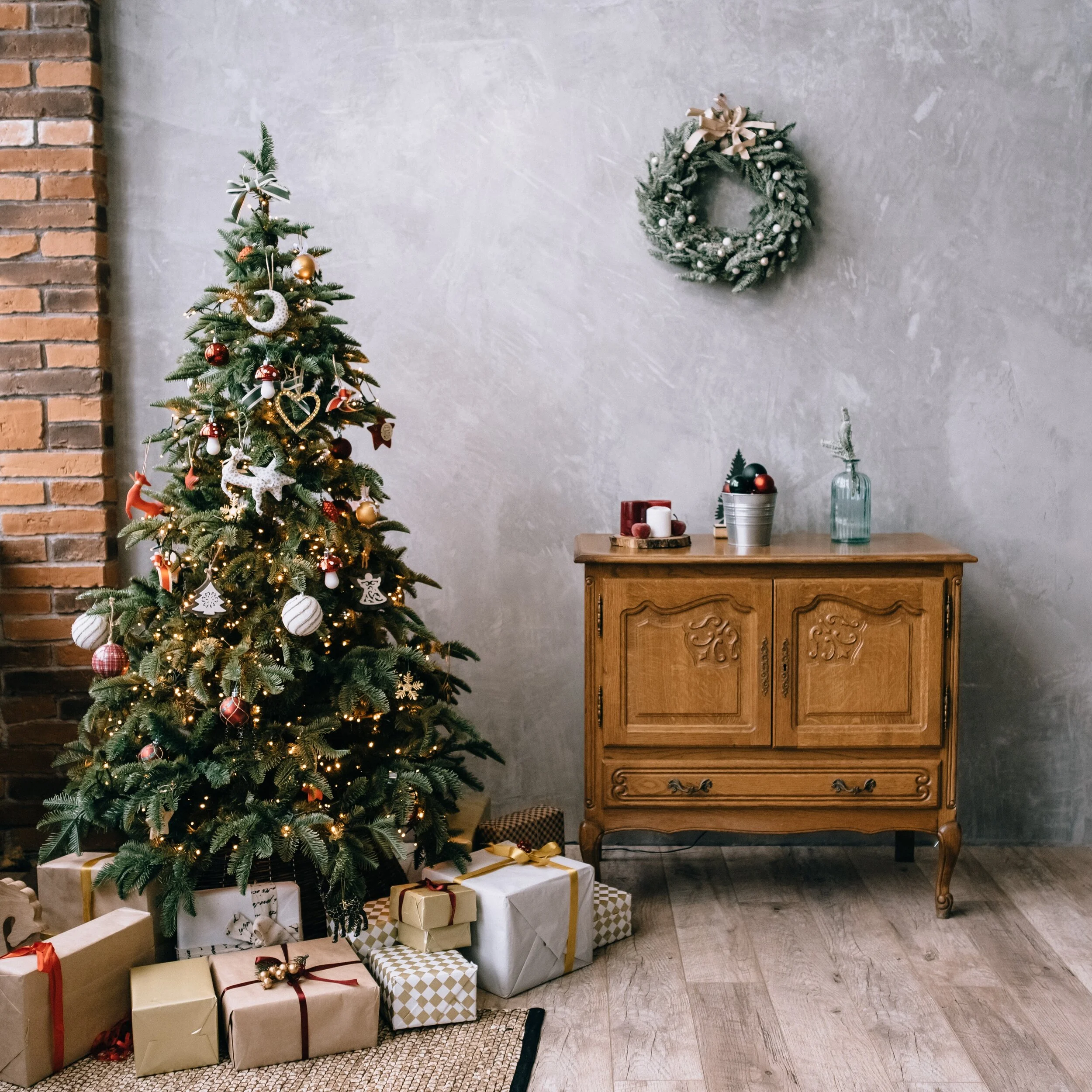 How to Stay Happy When You're Home for the Holidays
