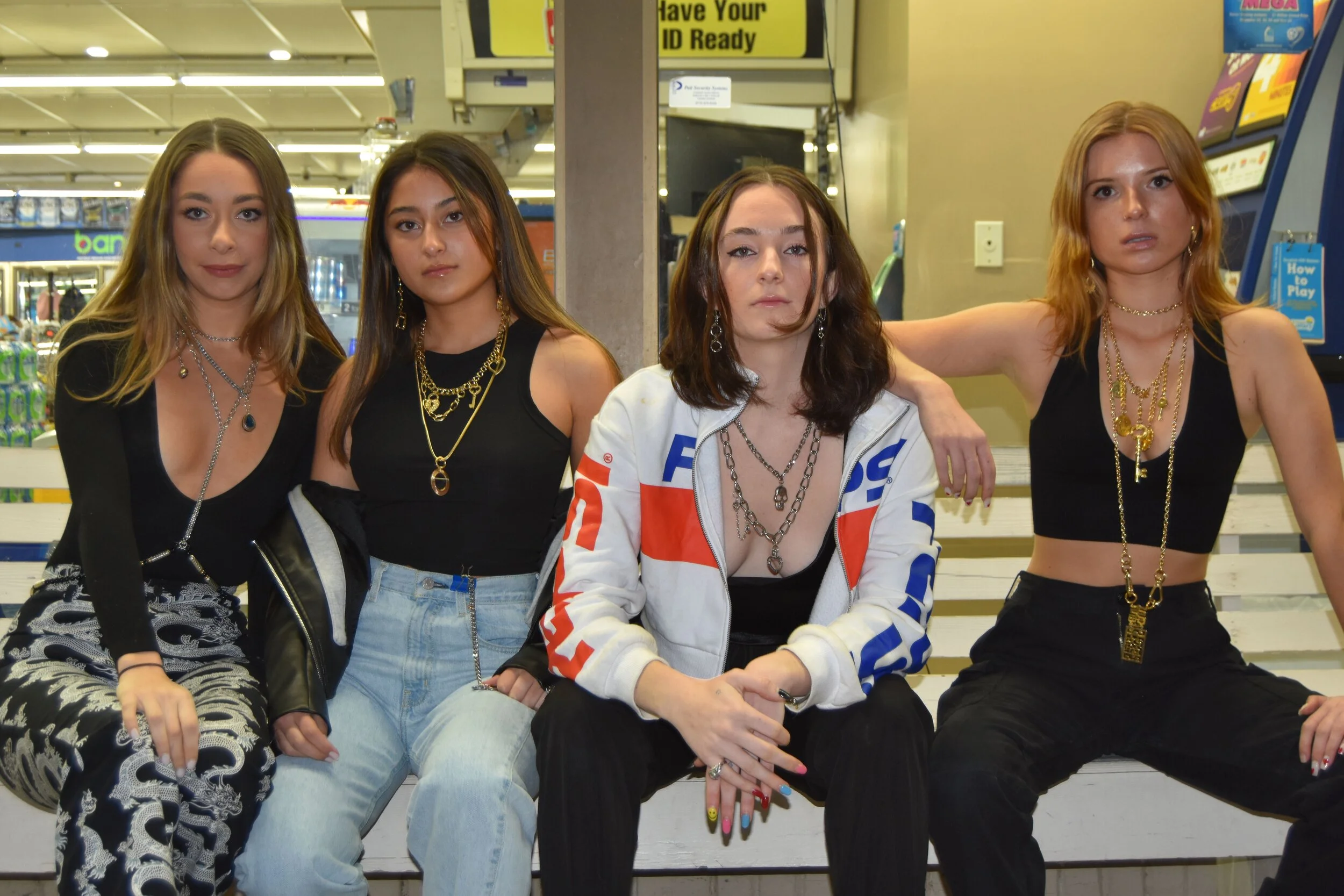 AR CHAINZ: Unique, Sustainable Style