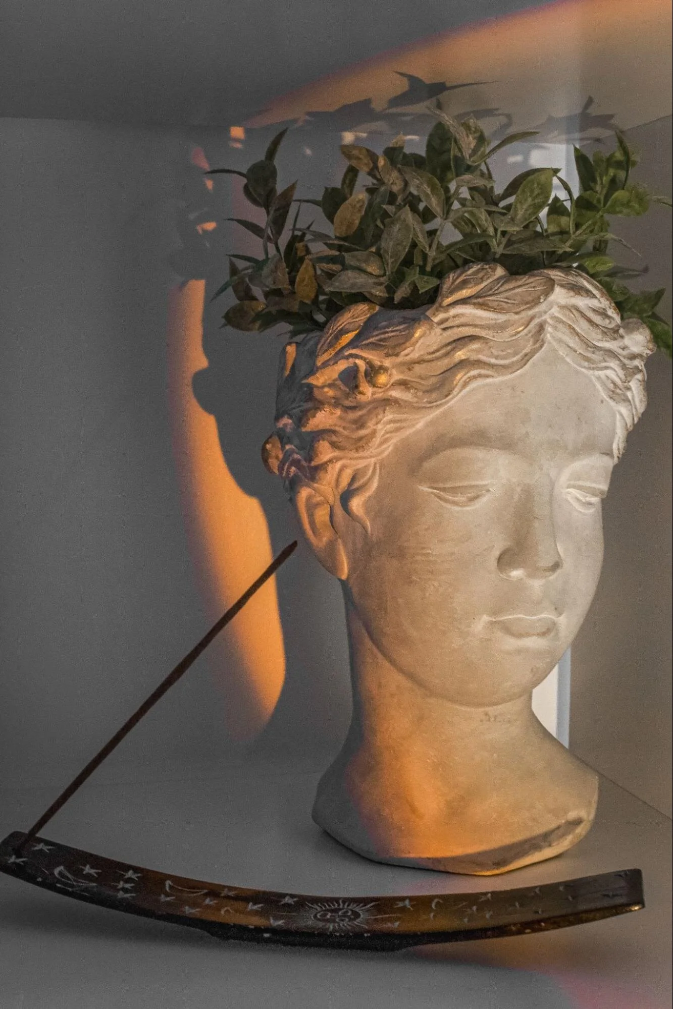 Your Go-To Crystal Guide: Cleansing and Charging Edition