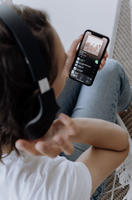 The Ultimate Spotify Playlists for College Students Who Know These Feelings All too Well