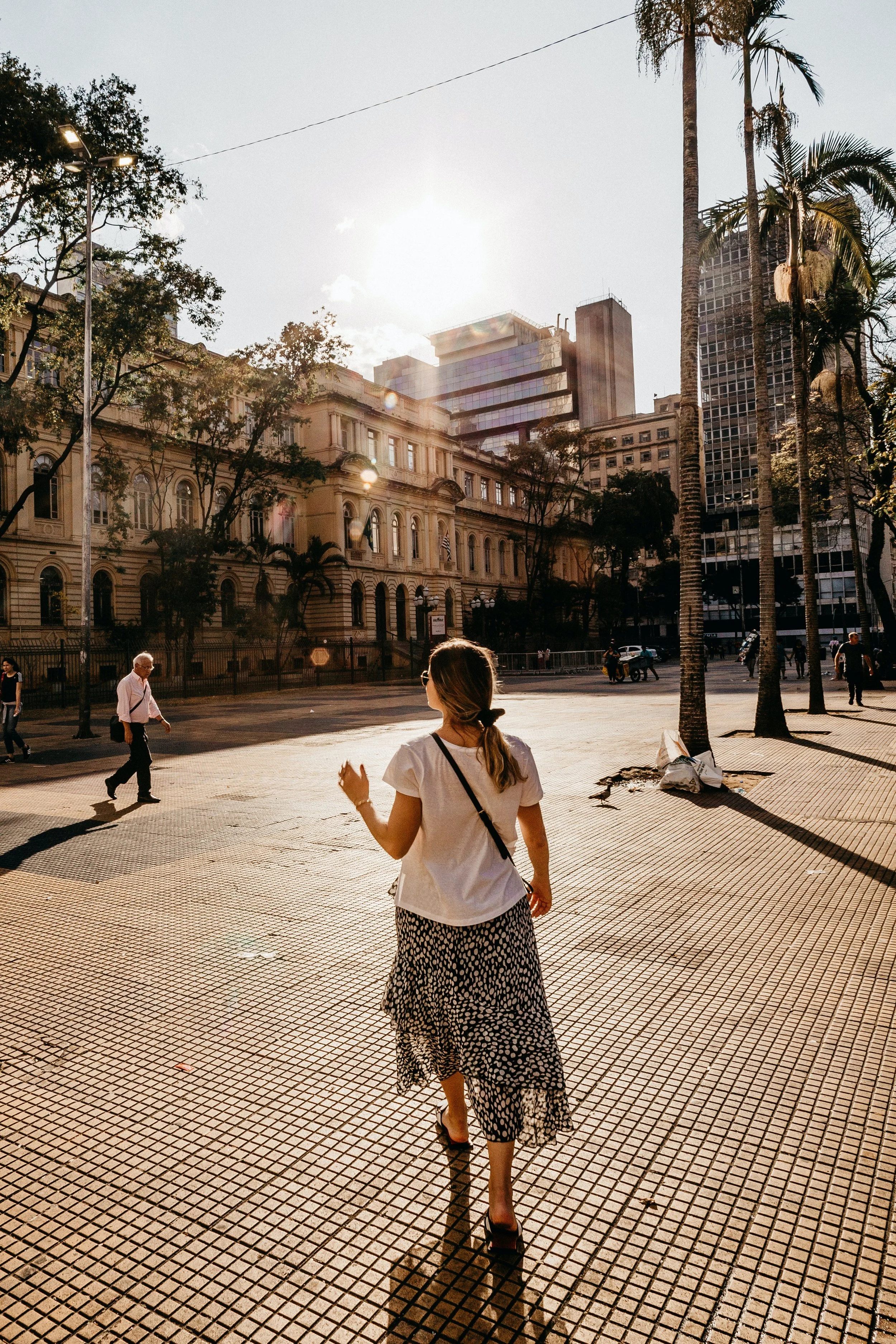 Ingenious Hacks for Students Traveling Abroad