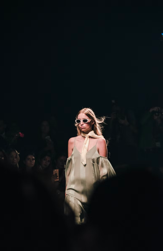 The Very Specific World of High Fashion Twitter