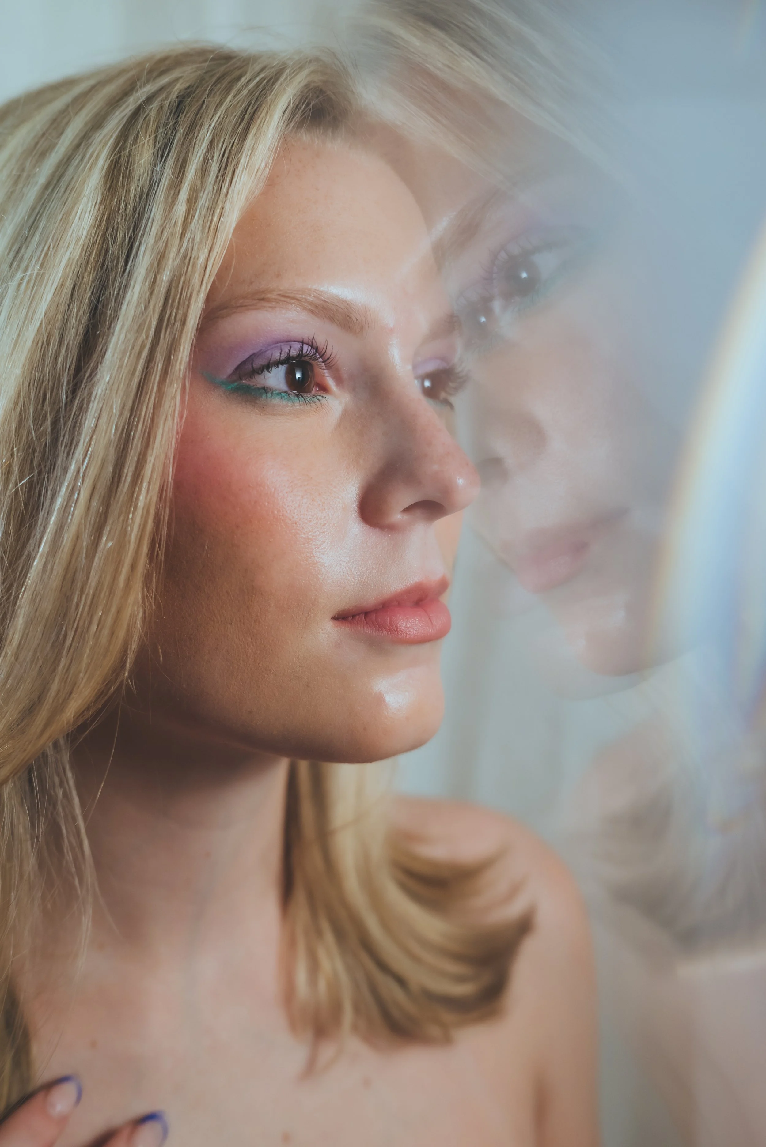 Who Do You Wear Makeup For? 