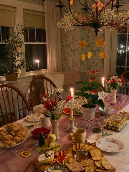 Girl Dinner: A Guide To Hosting the Best Dinner Party