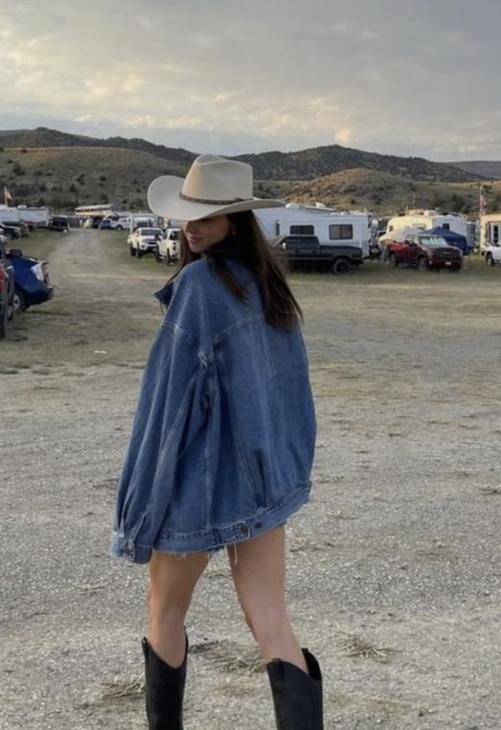 Kicking Into Country 