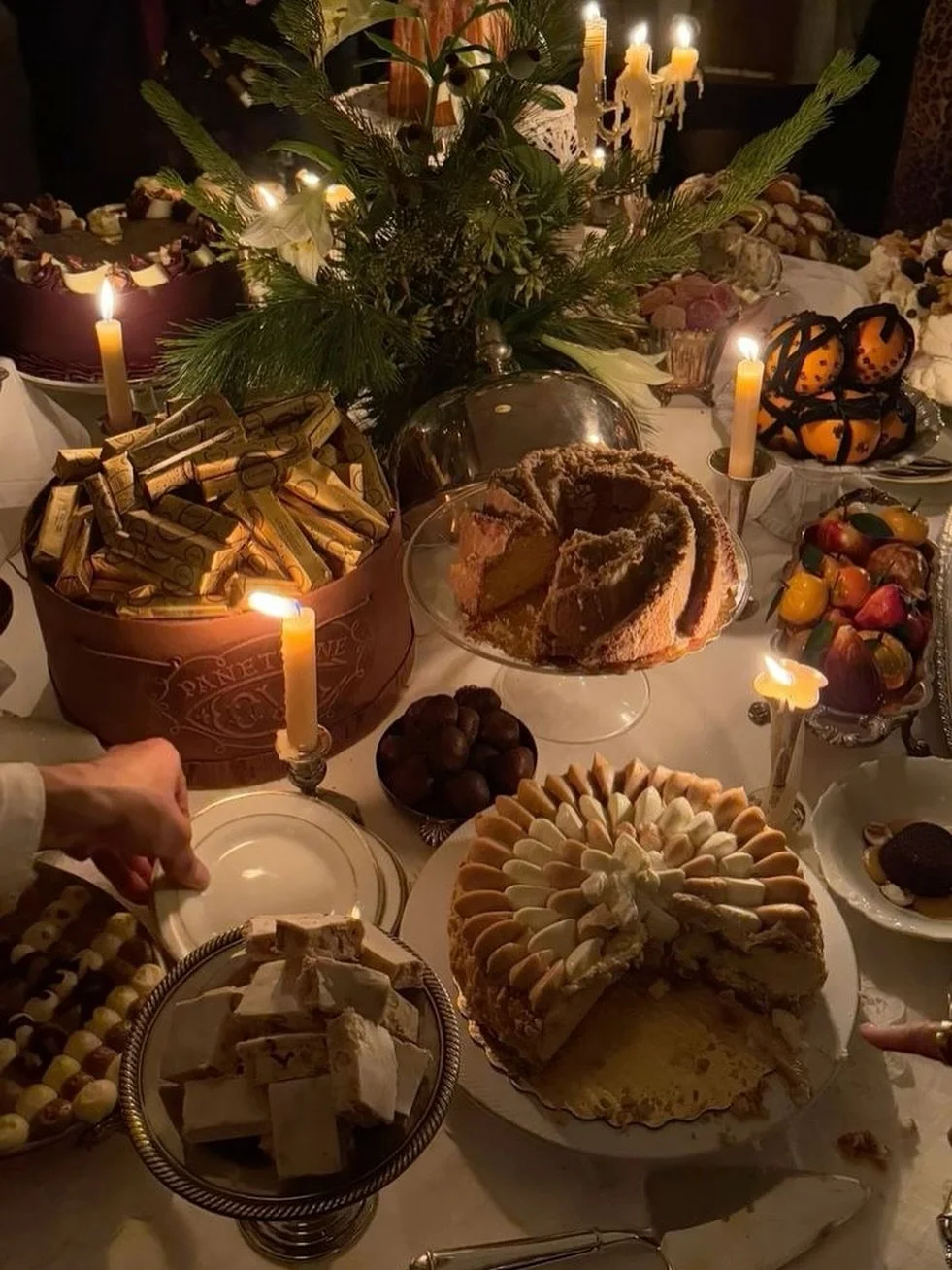 Wishing you a day full of good food &amp; great company. 🤍🦃

See you next week for the release of our Fall 2025 Print Issue, &lsquo;Looking Back, Looking Forward!&rsquo;

Photo: Pinterest