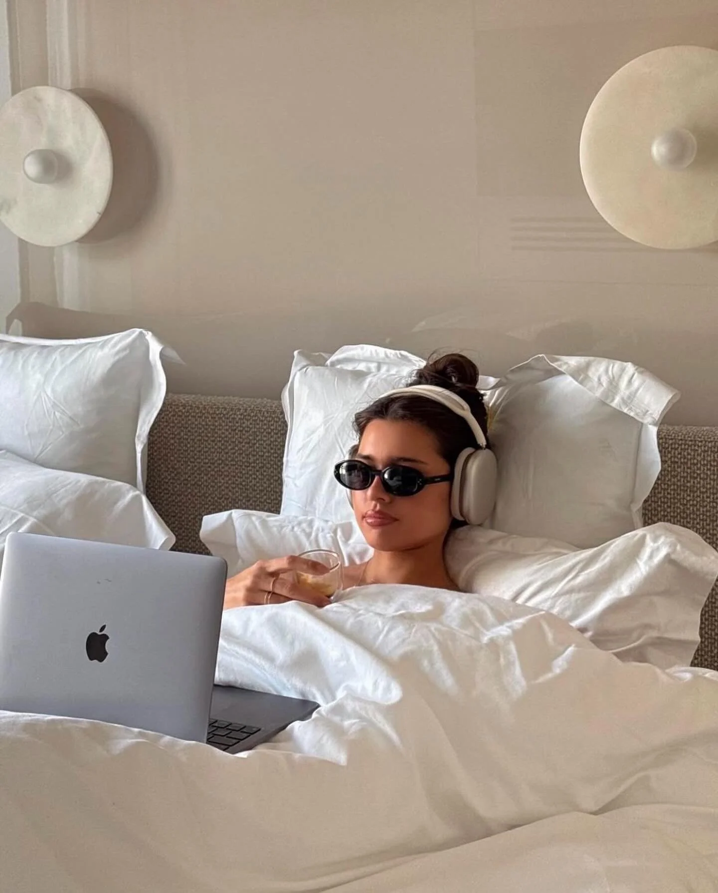 Messy. Honest. A little unhinged in the best way.

On The Edge podcast is the kind of conversation you feel like you shouldn&rsquo;t be overhearing but can&rsquo;t stop listening to. New episodes drop every Wednesday at 9 a.m.

Article: @taylor.radne