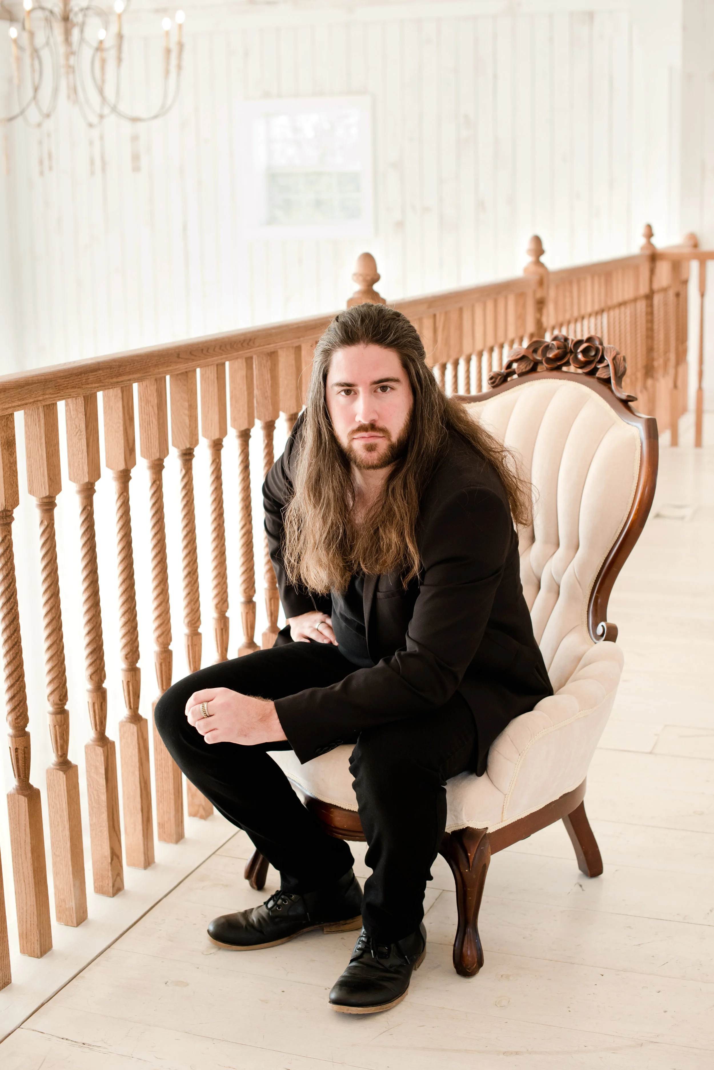 27.2-BeautyAndTheBeast_StyledShoot_WhiteSparrowBarn_MaggShots_Photography.jpg