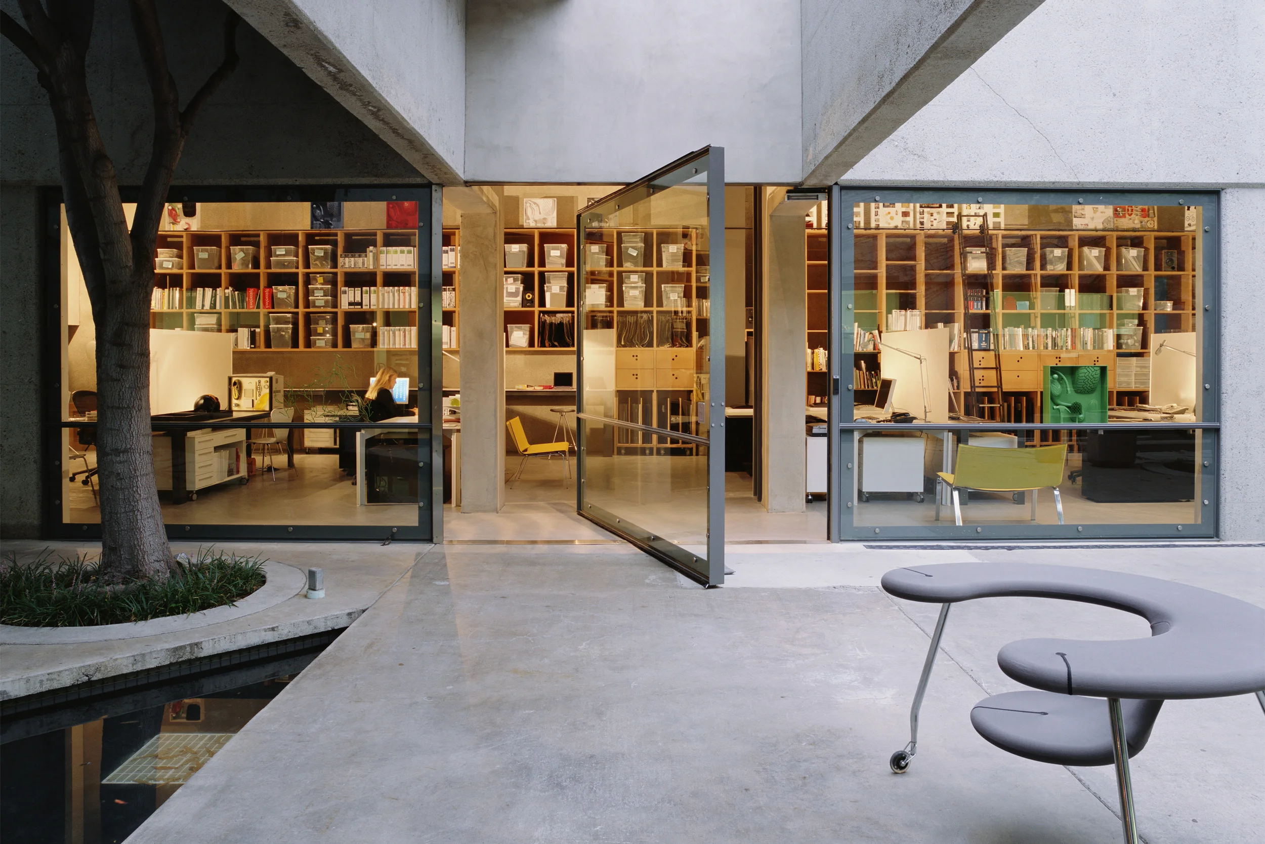  Nissan Design America, La Jolla, CA 