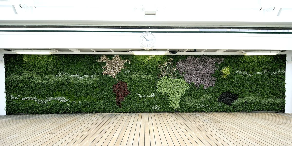 SMI National_Crystal Cruises Plant Wall_Cruise Ship_United States.jpg