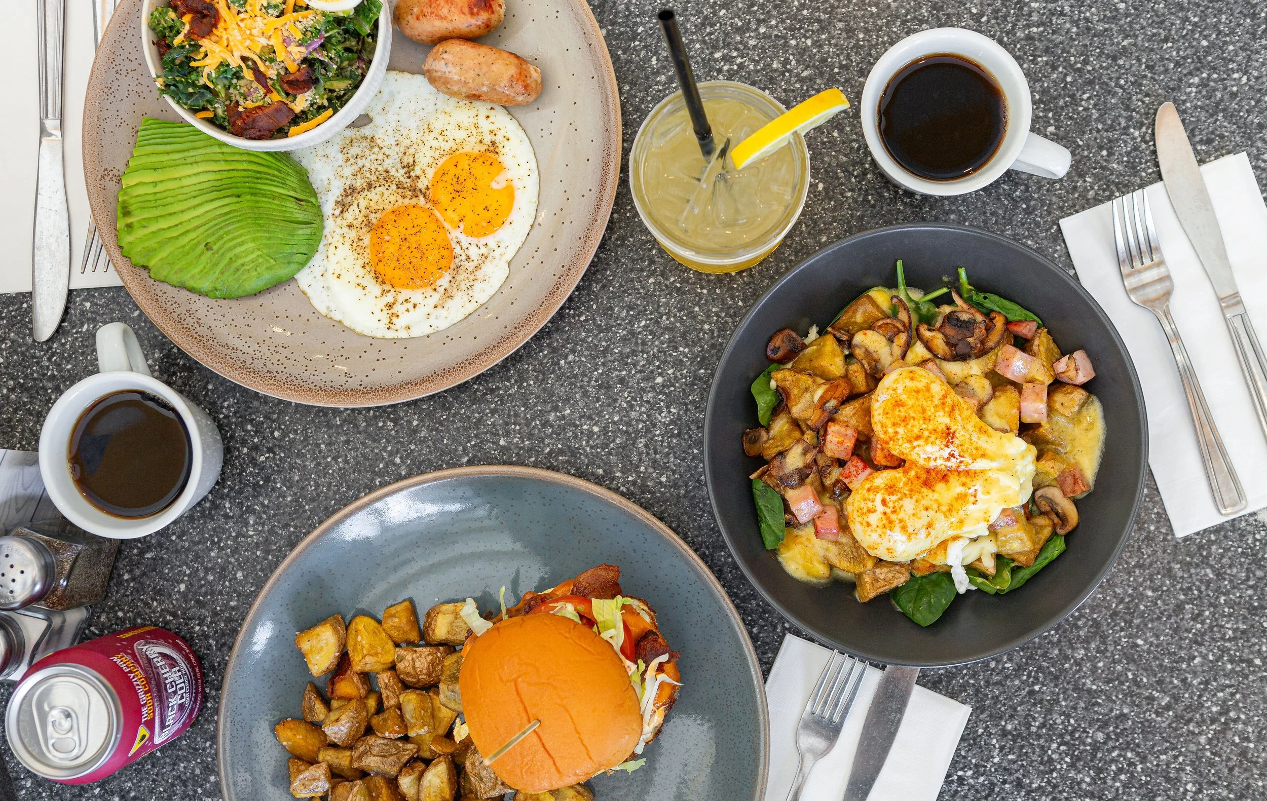 Brokin-Yolk-9707.jpg