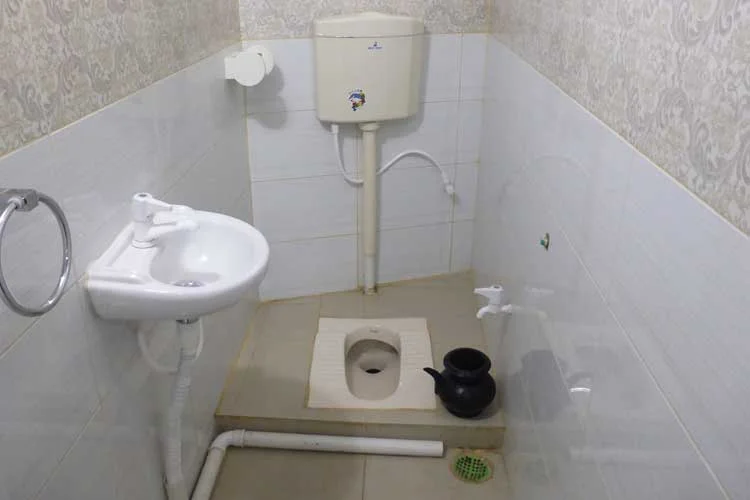 toilet_after.jpg