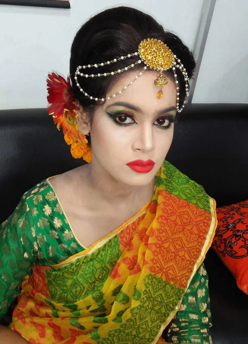 august18_parlour_makeup2.jpg