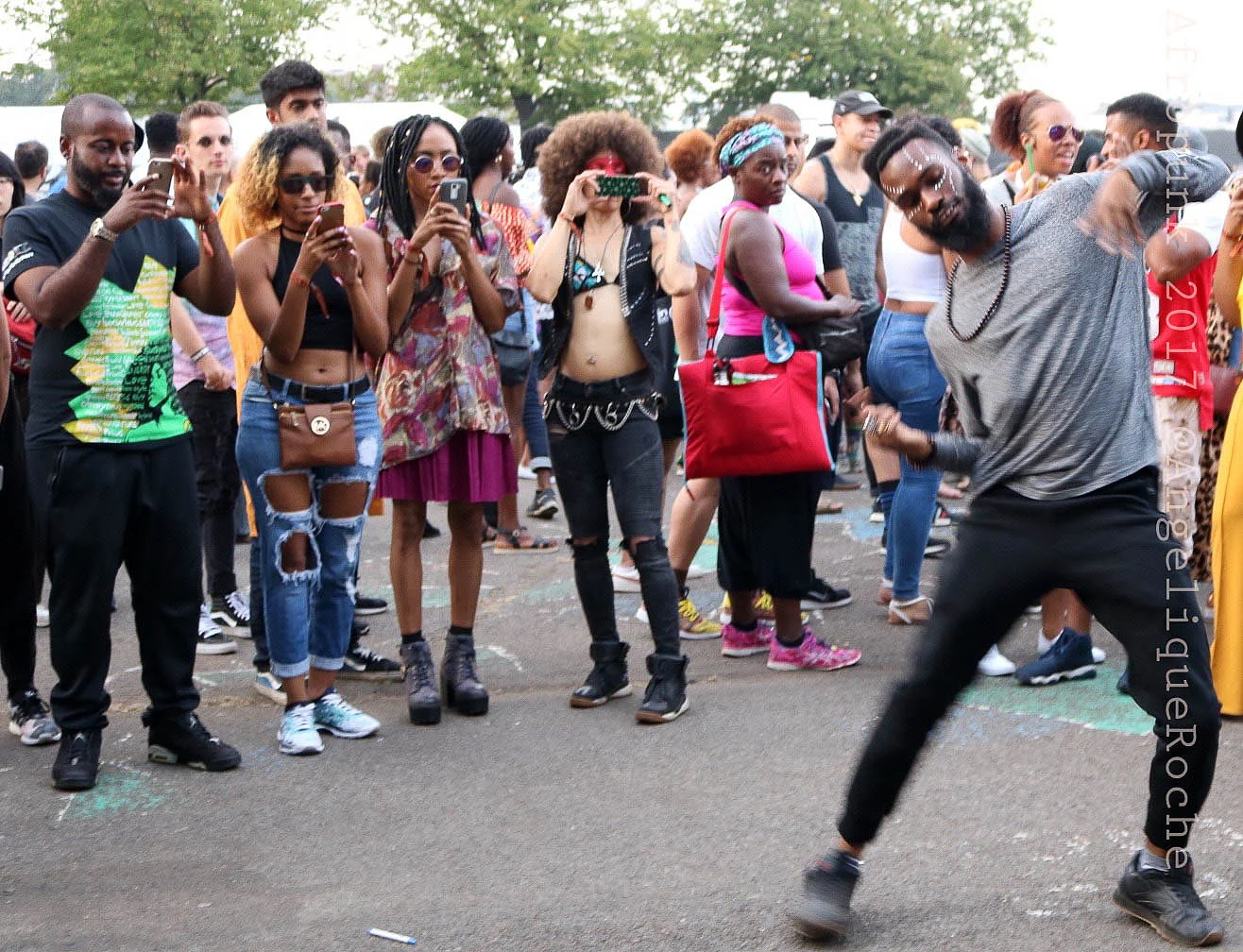 Dance Circle.jpg