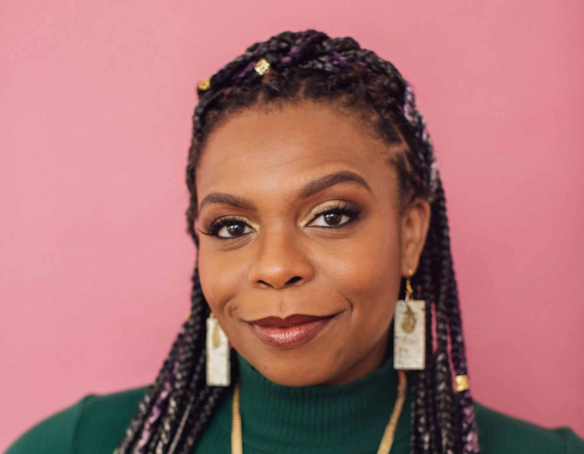 ALYSSA (UHH-LEE’SA) GREGORY