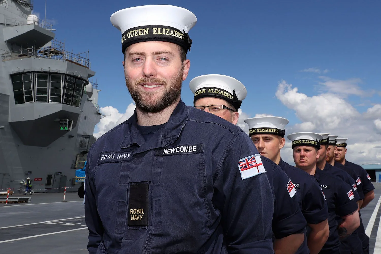 hms queen elizabeth crew.jpg