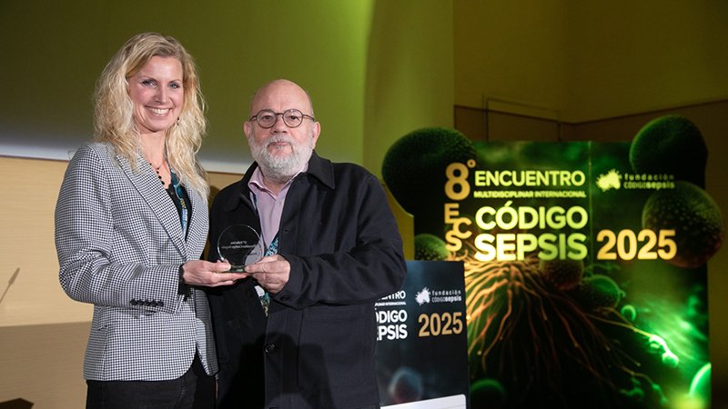 Marianne Haverkamp Receives the Sepsis Code Award for Her Efforts in Awareness and Prevention