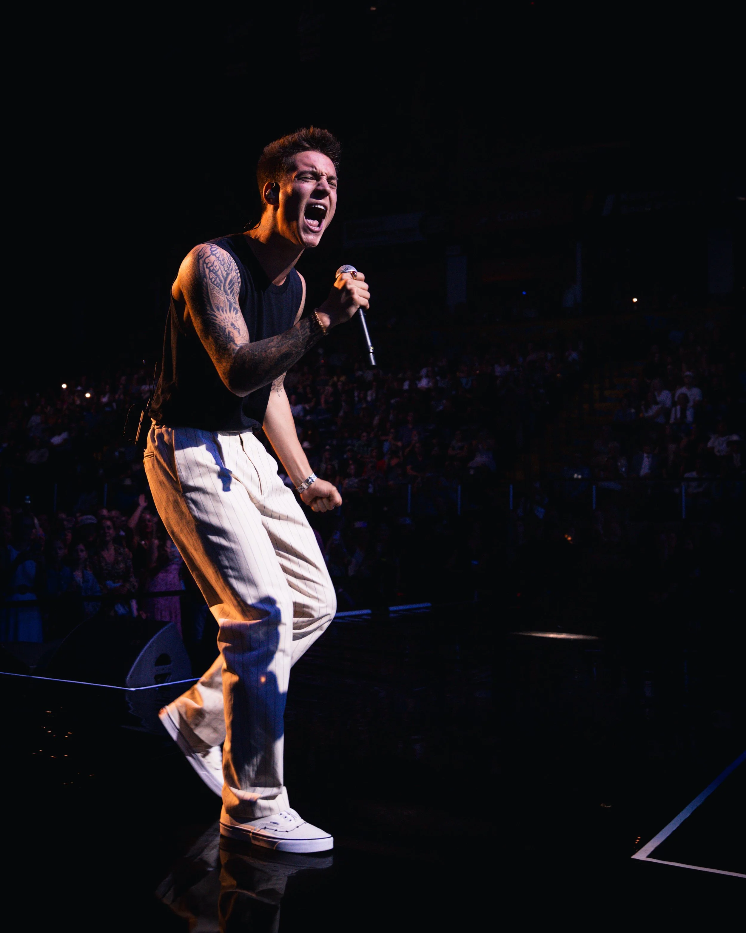 CameronWhitcomb.CCMAAwards2025.Performance.KelownaBC.jpg