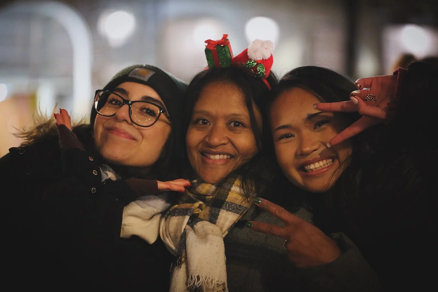 CHRISTMAS OUTREACH 🎄🌟

Jesus hung out with tax collectors and party-people - so we went right outside the celebrity bars. ✨

Matthew 9:10-12
&rdquo;While Jesus was having dinner at Matthew&rsquo;s house, many tax collectors and sinners came and ate