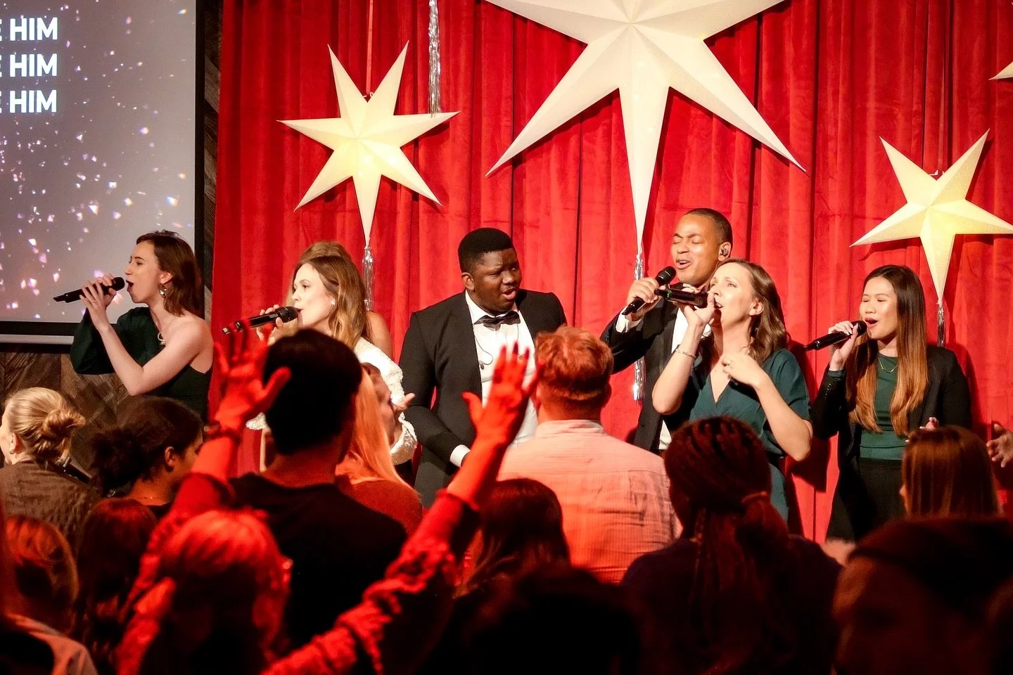 The Sound of Christmas was a success! ❤️🎄

Whatever sound brings you into the Christmas vibe, SOS Church Stockholm was filled with it on Sunday!

See you next Sunday for ONE SERVICE ONLY at 11.00!