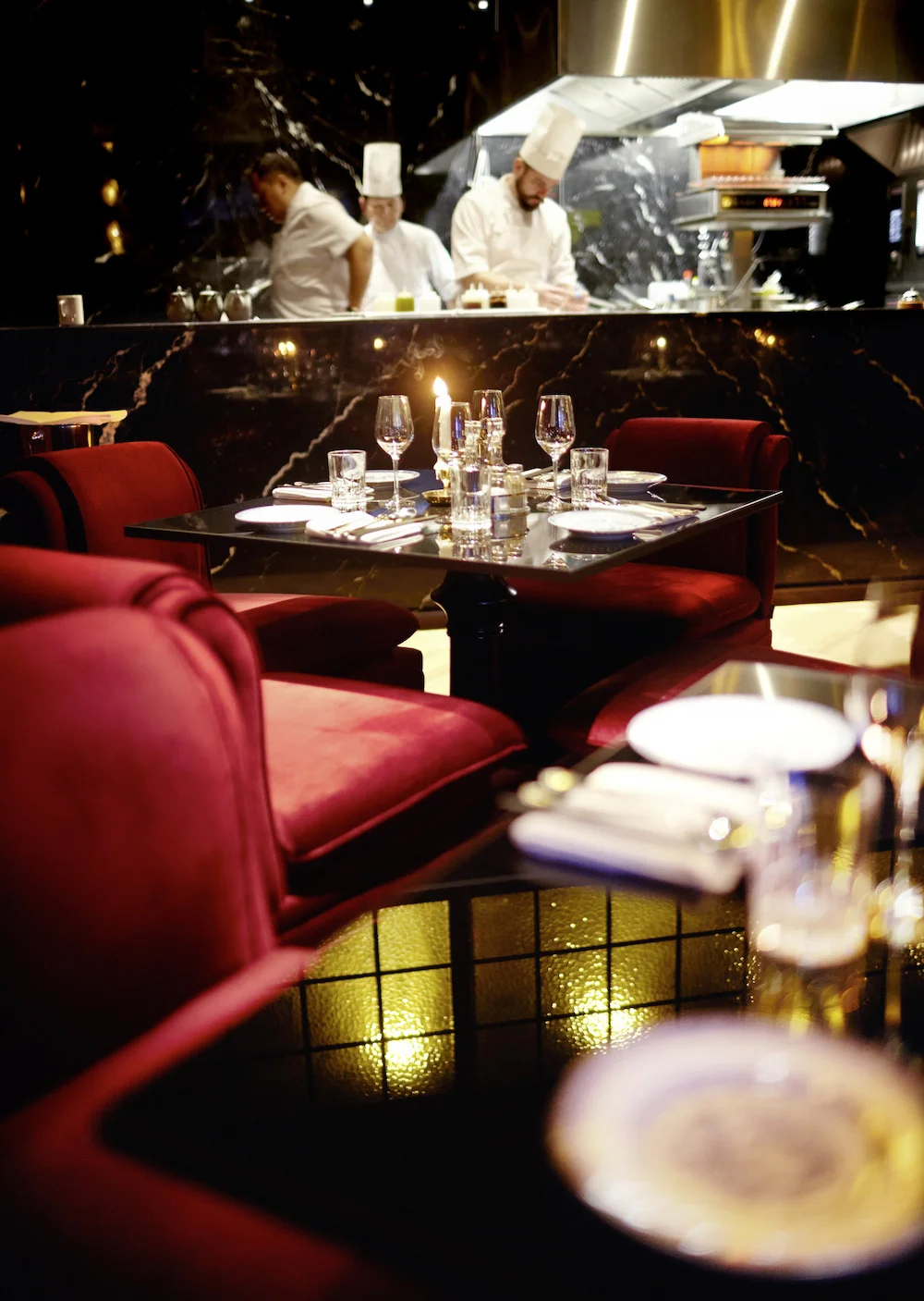 lavish-provocateur-hotel-berlin-2.jpeg