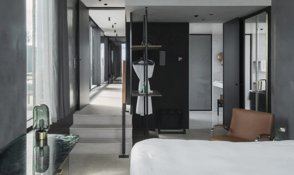 modernist-hotel-at-six-6.jpeg