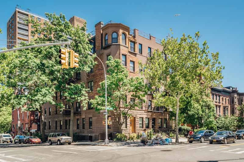 309-311 Washington