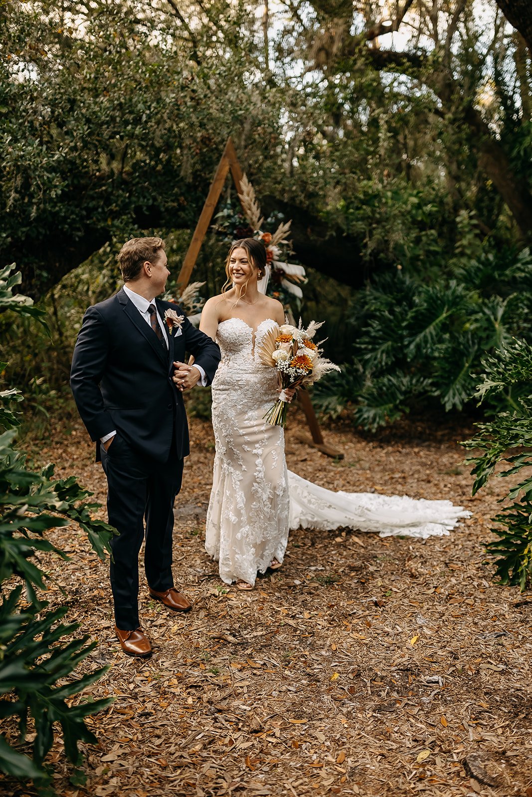 Tampa Wedding Photographer Rad Red Creative Cross Creek Ranch Wedding