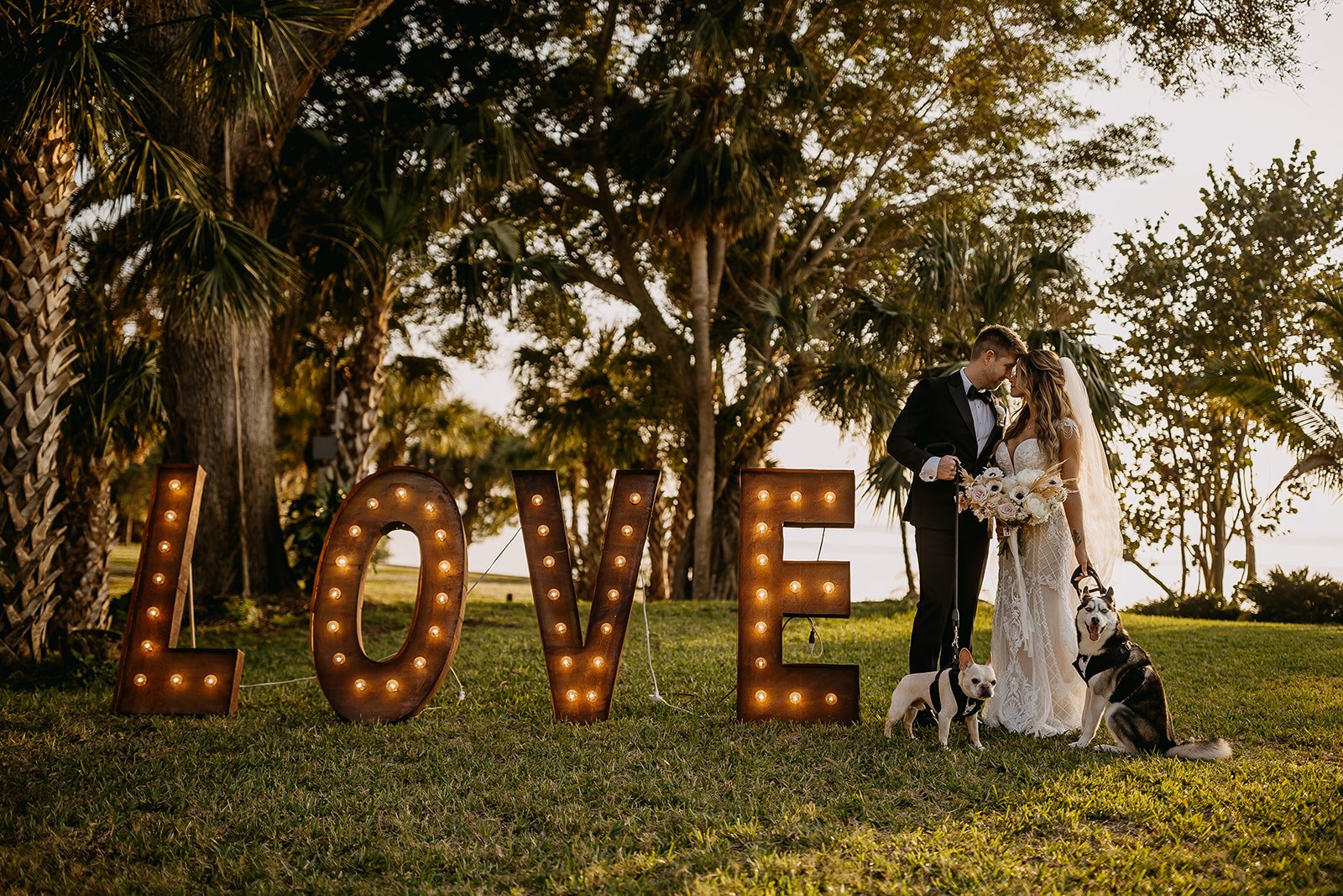 Sarasota Wedding Photographer Rad Red Creative Powel Crosley Estate Wedding