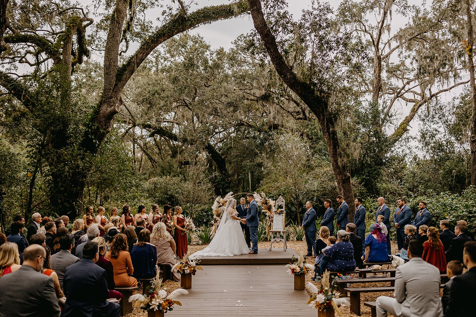 Tampa Wedding Photographer Rad Red Creative Cross Creek Ranch Wedding