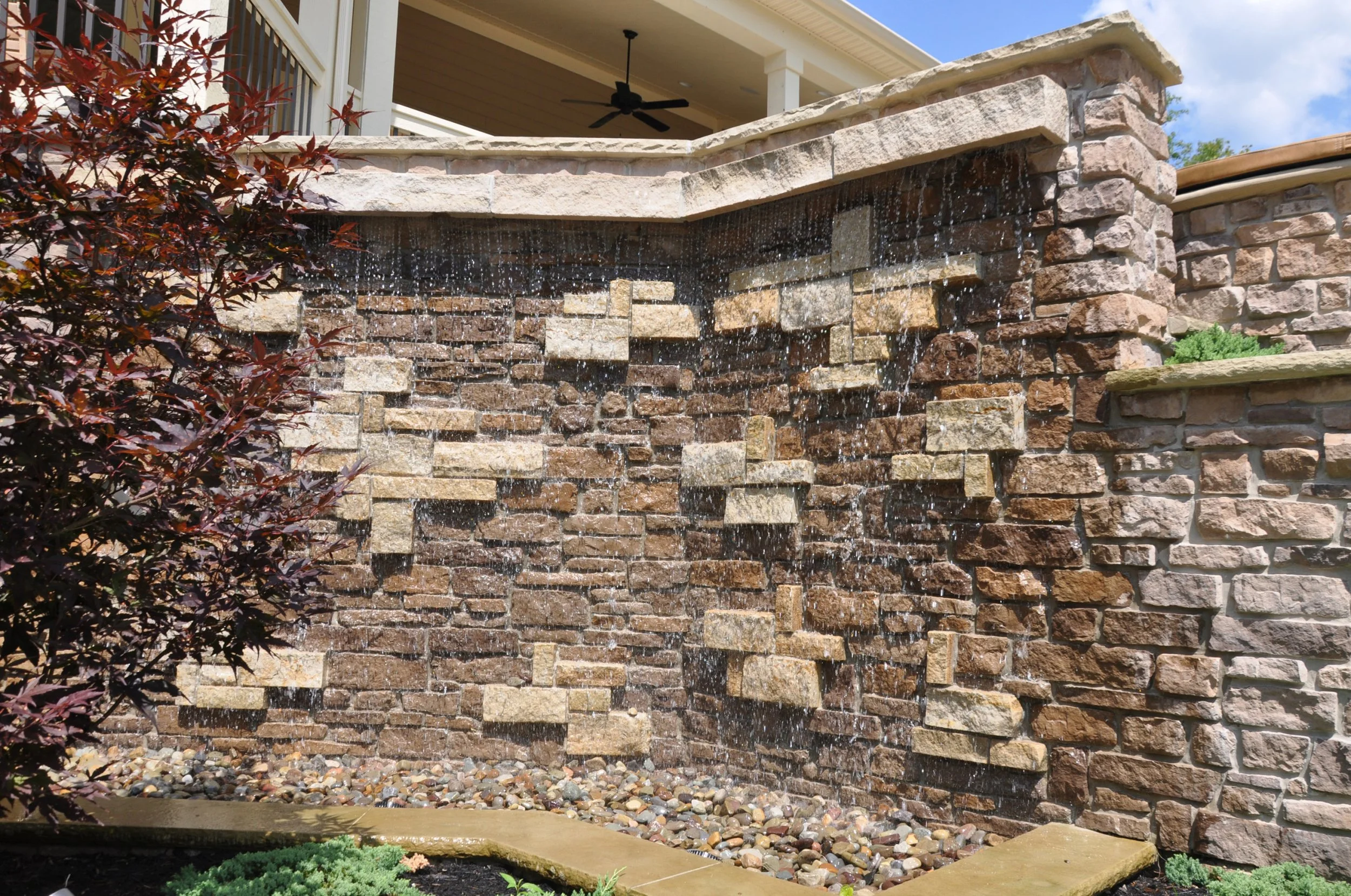 wldflora-veneer-stone-water-wall.jpg