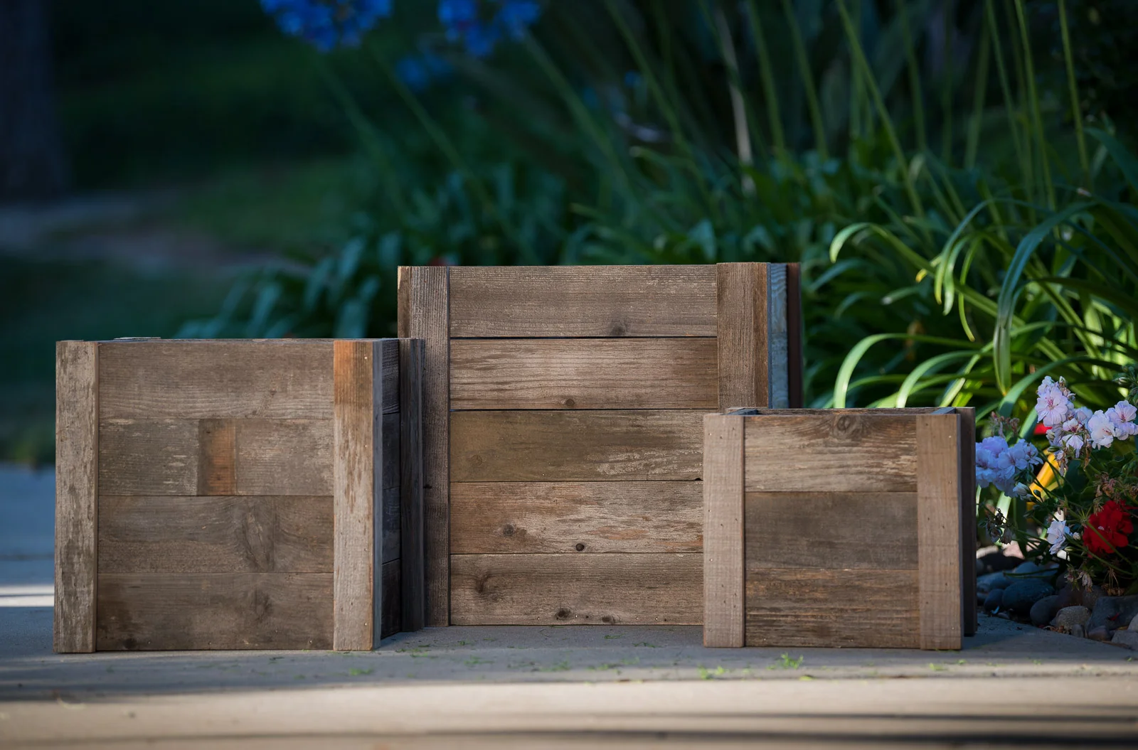 Royal-Reclaimed-Patio-Planters-1010.jpg
