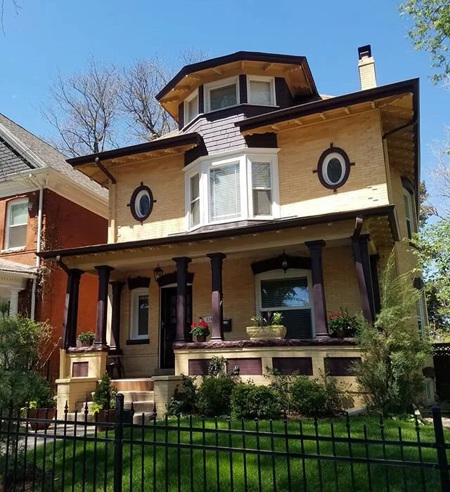 Today in #RealHousesIWouldLikeToTurnIntoDollhouses Denver's Capital Hill neighborhood next to Cheesman Park! 
There are many glorious houses in this neighborhood but we only had an hour.
#dollhouseinspiration #denverarchitecture #lovethiscity #colora