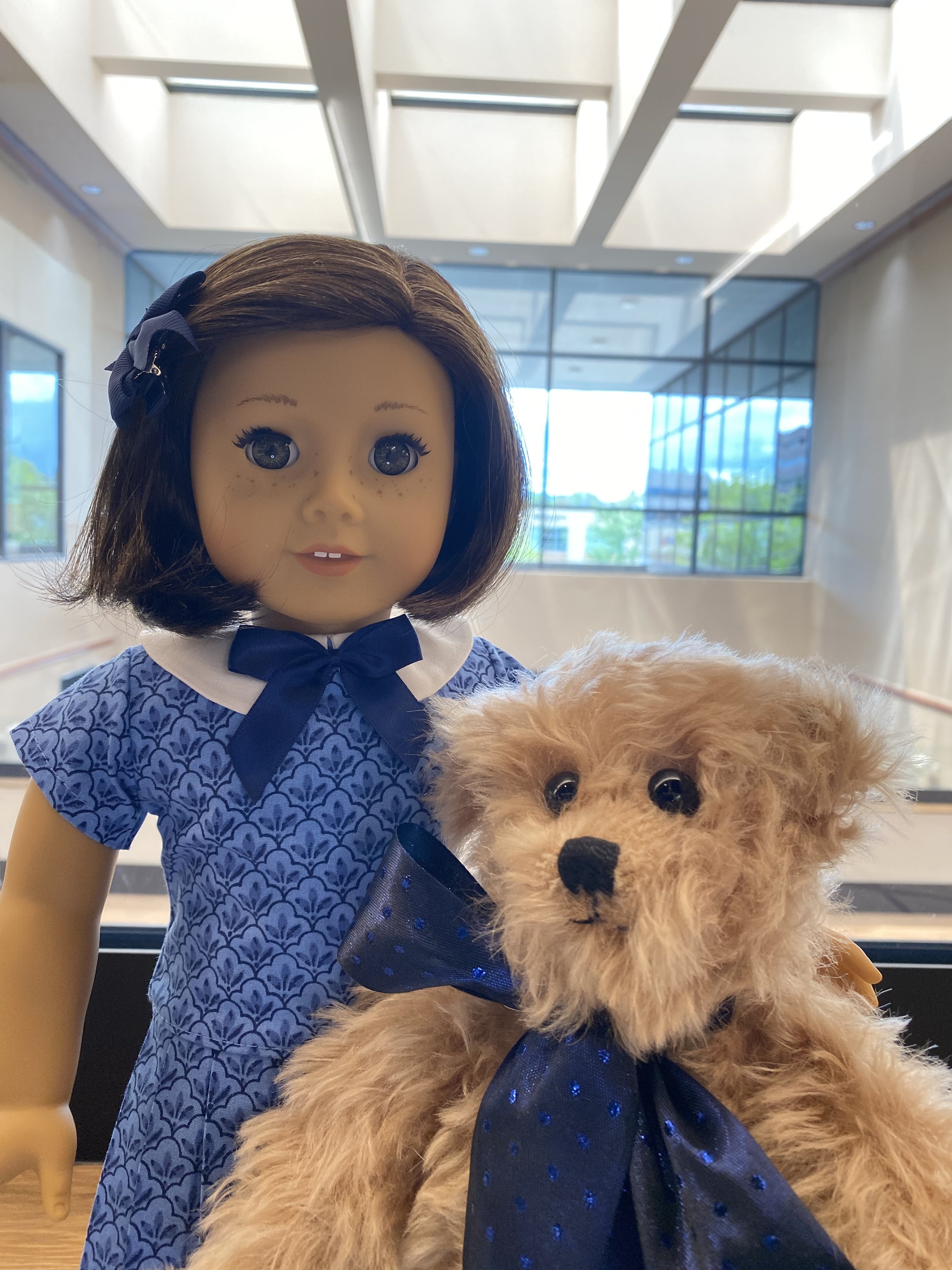Curiouser and Curiouser: Alice in Doll Land (Fall Show Doll Talk)