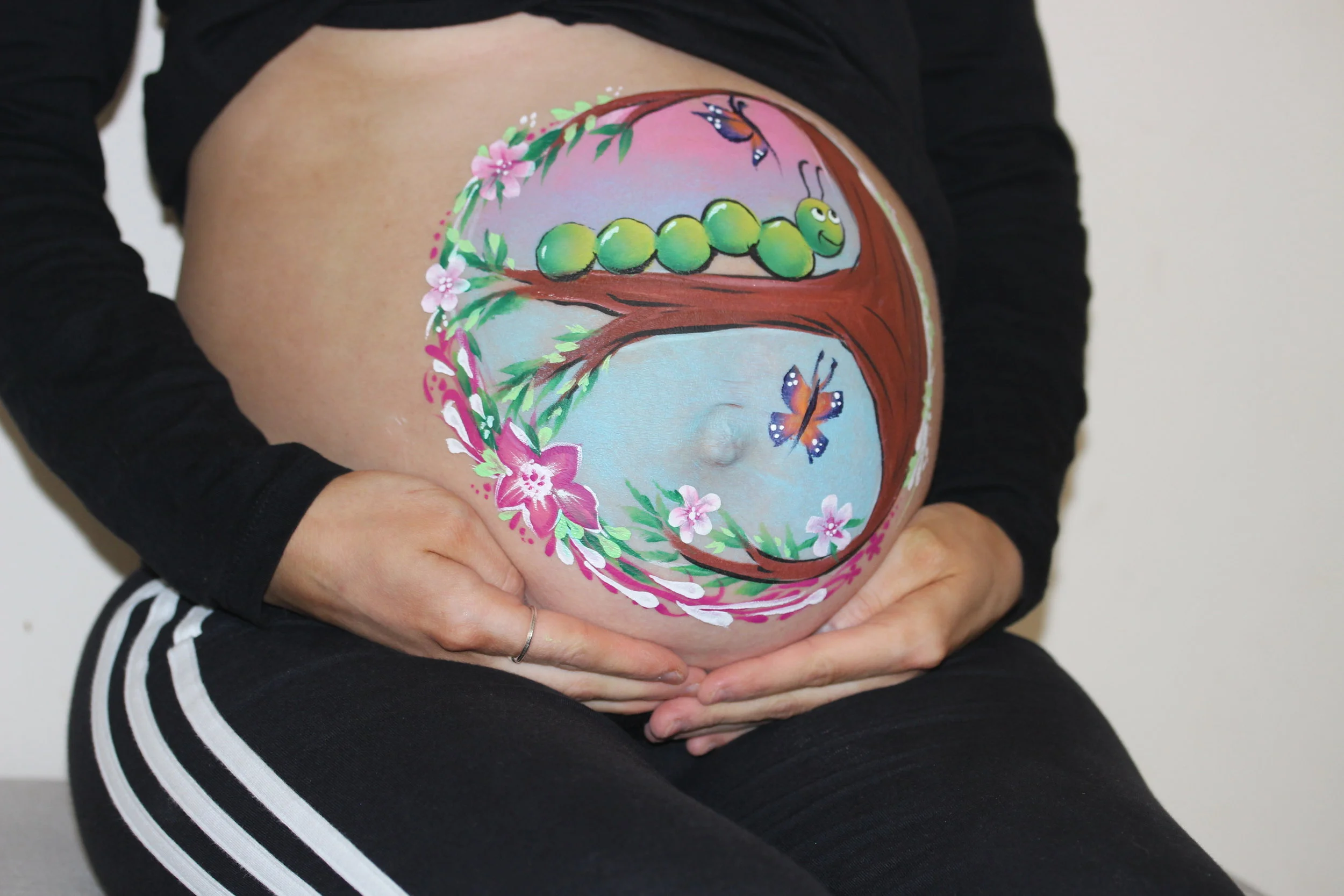 Looking for inspirational ways to commemorate your pregnancy?