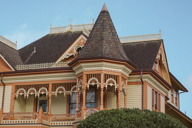 The Gingerbread Mansion | Christmas Holiday Lodging in Historic Ferndale CA