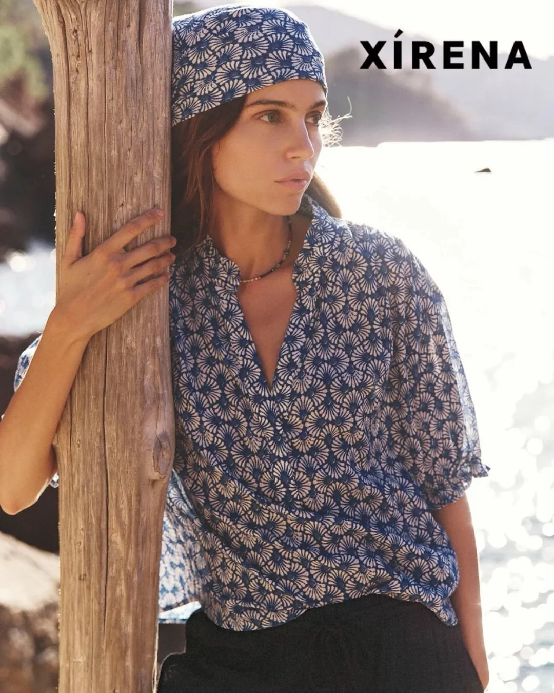 X&iacute;RENA! Cam Top In Cobalt Shell.