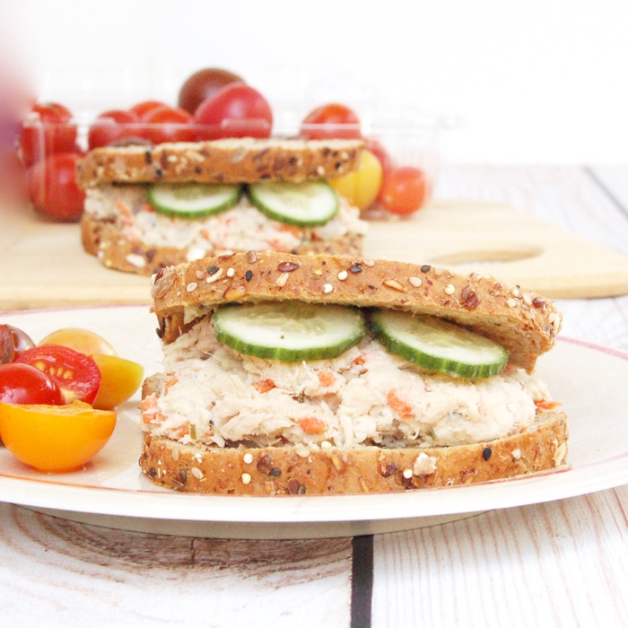 Tuna-Hummus-Salad_0109-1.jpg