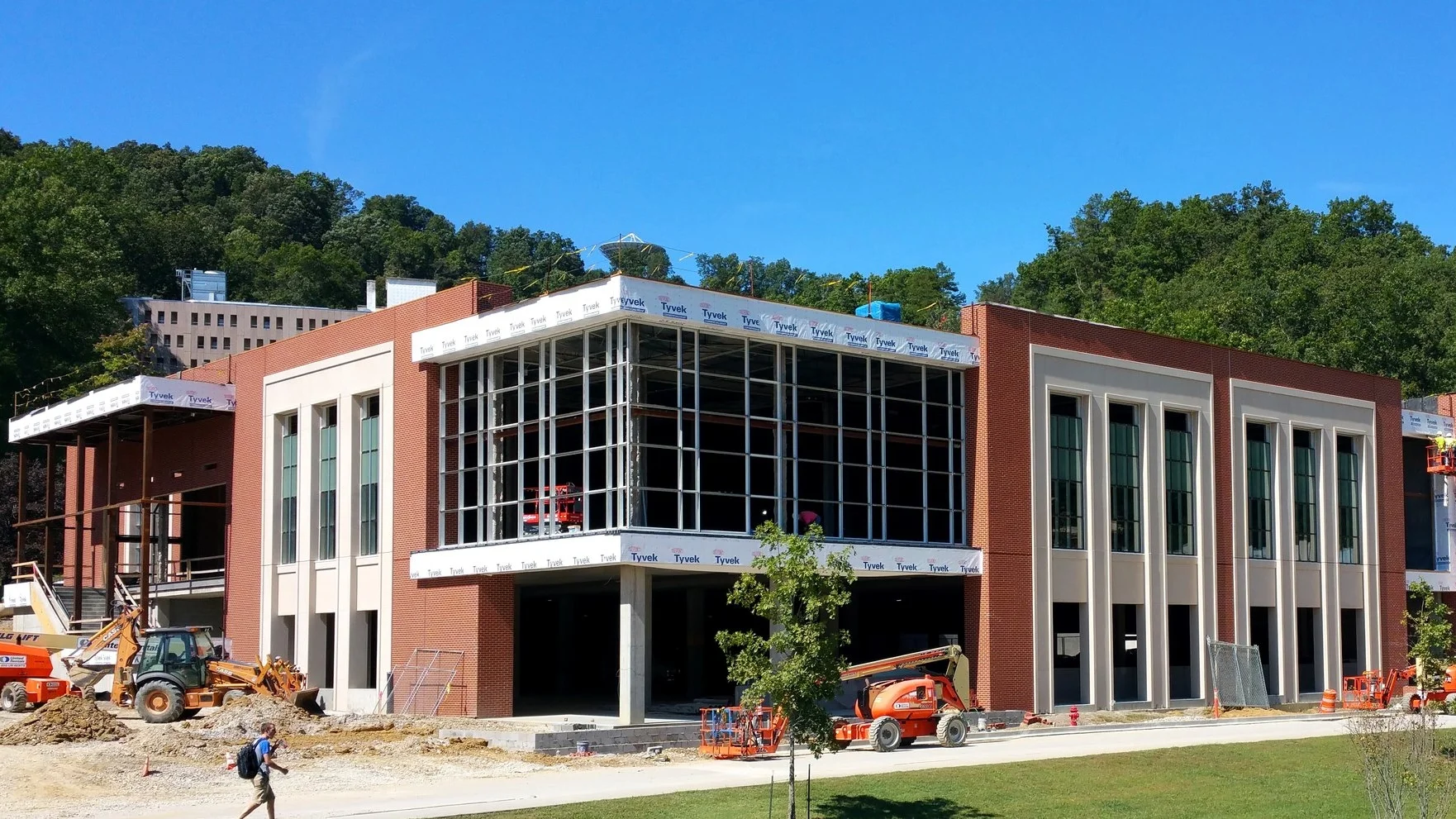 Morehead State University East Parking Structure and Dining Facility