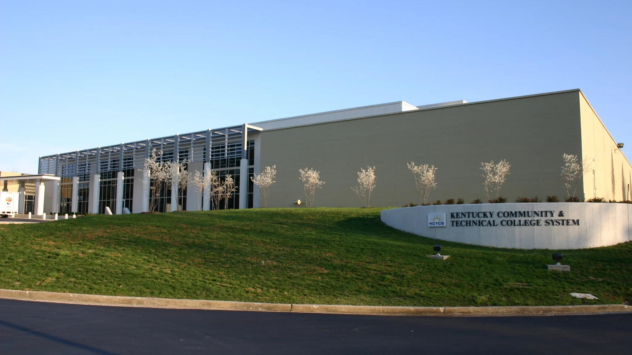 KCTCS Headquarters & Office Renovation - Versailles