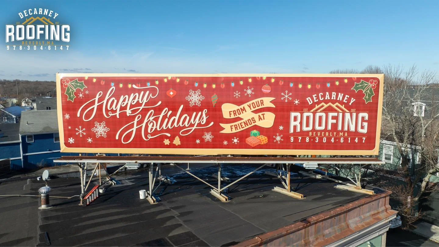 From all of us at Decarney Roofing wishing everyone a great holiday season 🎅🏽🏠

#DeCarneyRoofing #DeCarneyDidIt #TheDeCarneyDifference #BeverlyMa #BeverlyBasedBeverlyTrusted #BeverlysRoofer